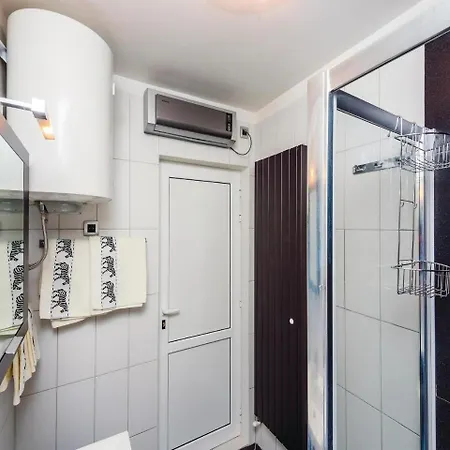 아파트 1 Bedroom Stunning In *