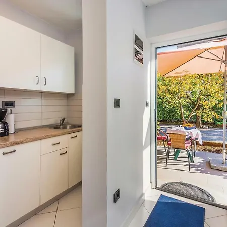 1 Bedroom Stunning In Apartman