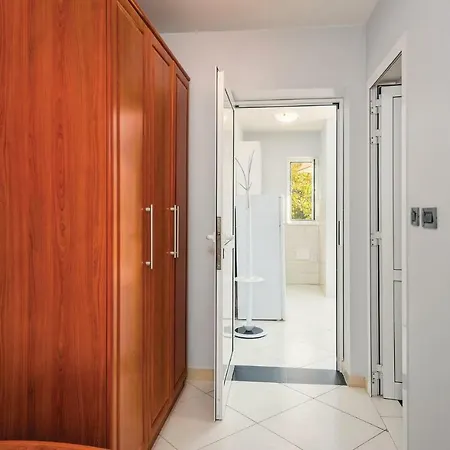 1 Bedroom Stunning In Opatija