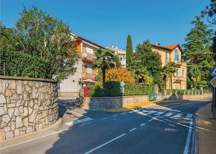 1 Bedroom Stunning In