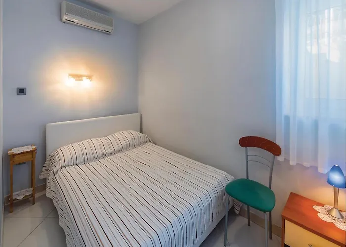 1 Bedroom Stunning In